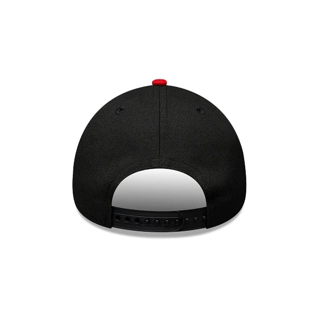 Gorra Escudo en Flamas 9FORTY