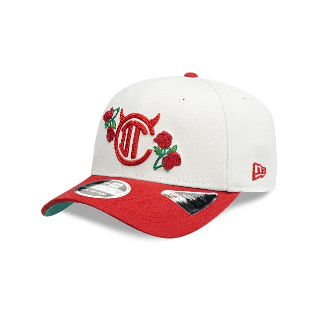 Gorra Rosas 9SEVENTY